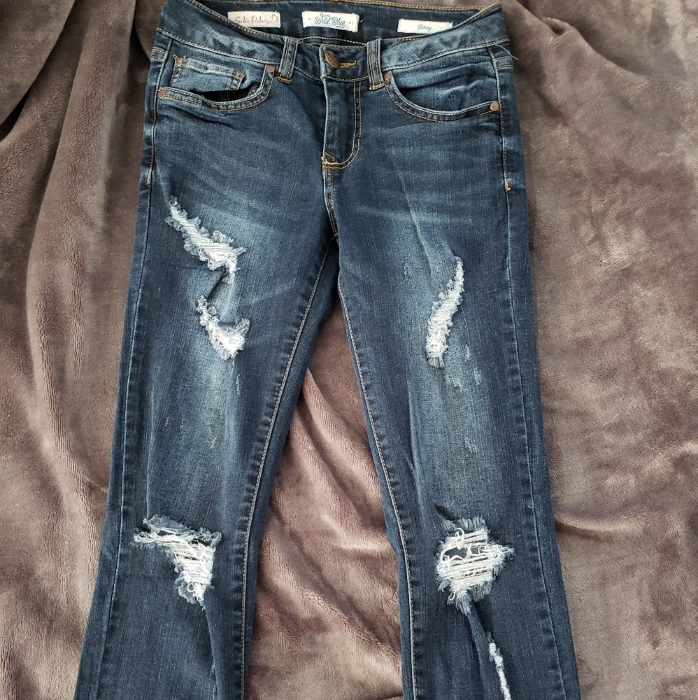 Jean's - Picture 2 of 4